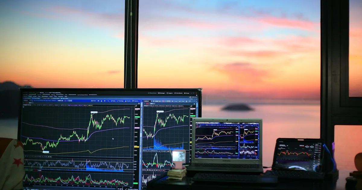 Beeldschermen met beurskoersen voor indexbeleggen